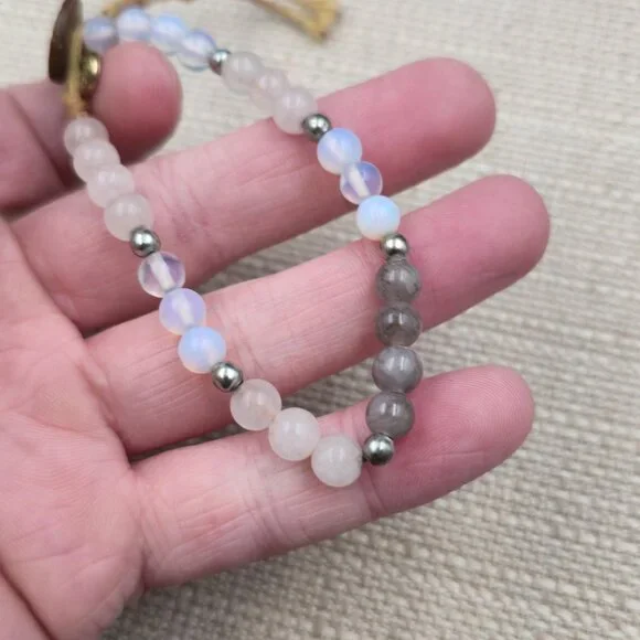 7+1 Inch Opalite Quartz Labradorite Stone Cord Bracelet A7277 - Picture 5 of 7